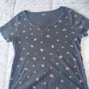 Old Navy Gray Fitted Short Sleeve Tee